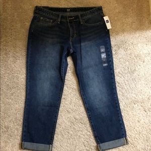GAP Sexy Boyfriend Mid rise denim jeans 27s short